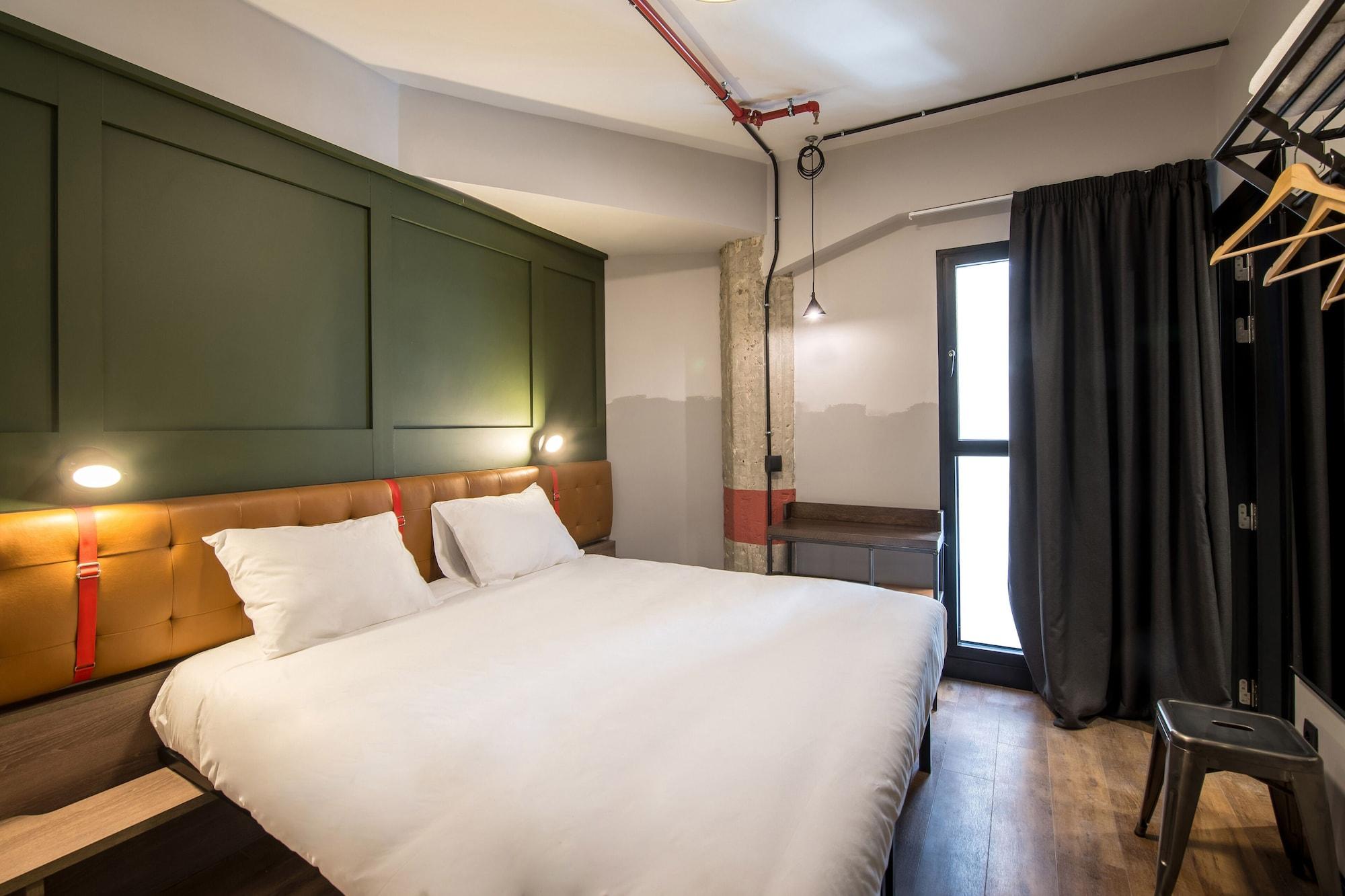 Hotel Generator Madrid